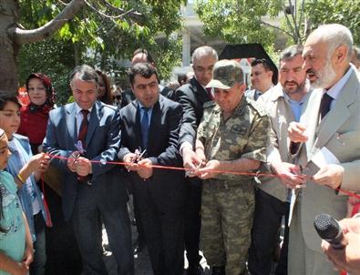 Van’da ‘erdemli Kadından Erdemli Topluma’ Sergisi