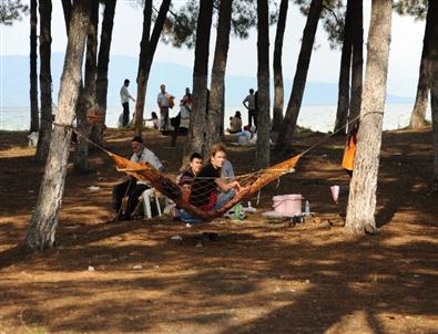 Büyükşehir’den Şenlik Havasında Piknik