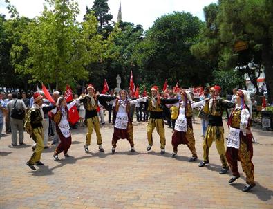 Tekirdağ’da Coşkulu 'sessiz Çığlık'Eylemi