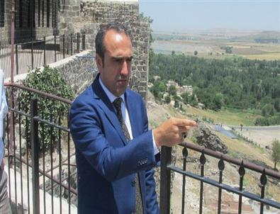 Ak Parti'li İçten Yerel Yönetimlere Tepki Gösterdi