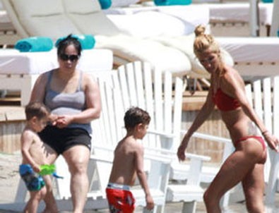 Çağla'nın aile saadeti