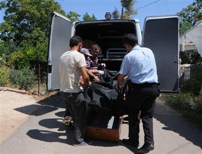 Hurdacı Genç Evinde Ölü Bulundu