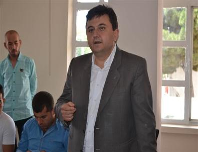 Kula Ak Parti’de Devir Teslim Töreni Yapıldı