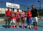 TENİS KULÜBÜ - 14 Yaş Tenis Yaz Kupası Turnuvası Sona Erdi