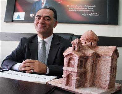 Akdamar Kilisesi Dünya Miras Listesi'ne Alınıyor