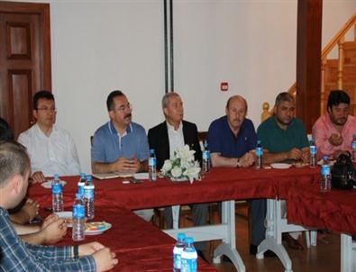 Bürokratlar ve İşadamları Çubukspor İçin Bir Araya Geldi