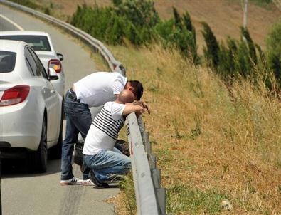 Otobanda Bariyer Ok Gibi Saplandı, 2 Ayağı Kopan İşçi Öldü