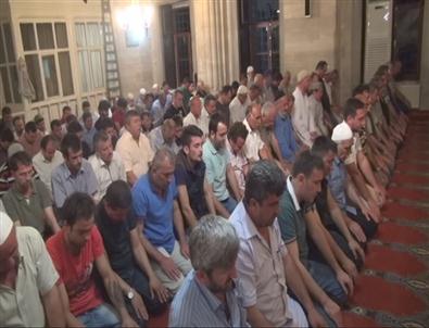 Tekirdağ’da İlk Teravih Namazı Kılındı