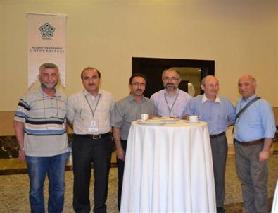 Bü İslami İlimler Dekanı Konya’da Çalıştaya Katıldı