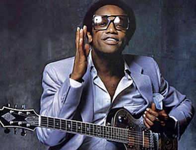 Müziğin efsane ismi hayatını kaybetti