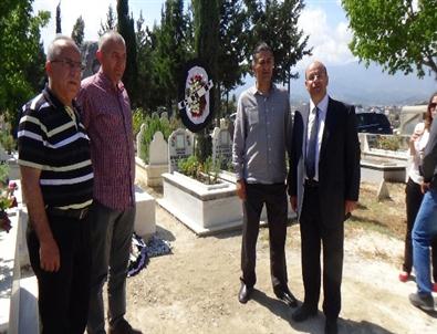 Gezi Olaylarında Hayatını Kaybeden Cömert Mezarı Başında Anıldı