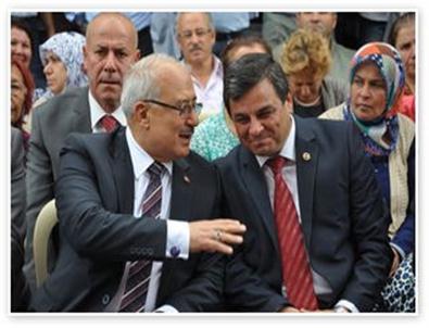 Başkan Kocamaz İftarını Anamurlular İle Beraber Açtı