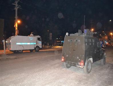 Silvan'da İzinsiz Gösteriye Polis Müdahalede Bulundu