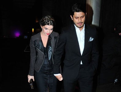 Ve Pelin Karahan itiraf etti: Hamileyim