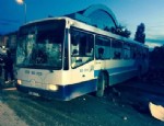 Başkent'te göstericiler belediye otobüsüne molotof ile saldırdı