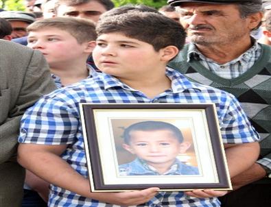 Boğulan Çocuklar Toprağa Verildi