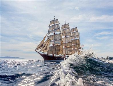 Dünyanın En Büyük Yelkenli Eğitim Gemisi Sedov İstanbul’a Geliyor