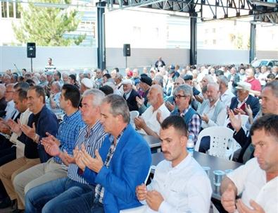 Güzelyalı Muhtarları Şehitler İçin Mevlid Okuttu