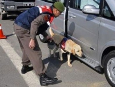 Konya'da bombalı araç alarmı