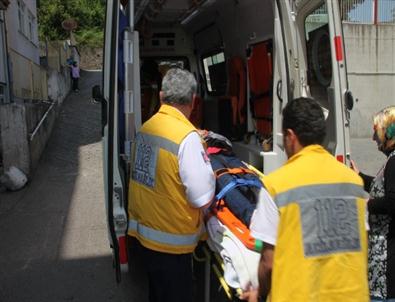 Yolun Karşısına Geçmek İsterken Araç Çarptı