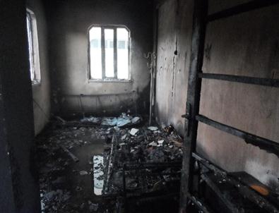 Demirci’de Öğrenci Yurdunda Yangın