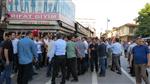 SİVİL POLİS - Malatya’da 'Bayrak İndirme” Gerginliği