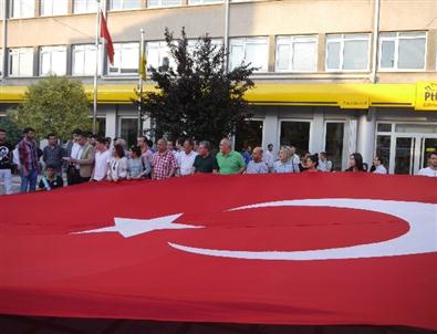 Türk Bayrağının İndirilmesine Edirne'den Dev Türk Bayraklı Tepki