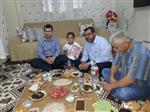 HİDAYET SARI - Kaymakam Sarı Vatandaşın İftar Yemeğine Konuk Oldu