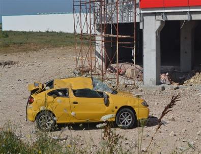 Otomobil Şarampole Yuvarlandı Açıklaması