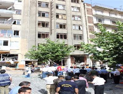 Denizli'de Patlama Açıklaması