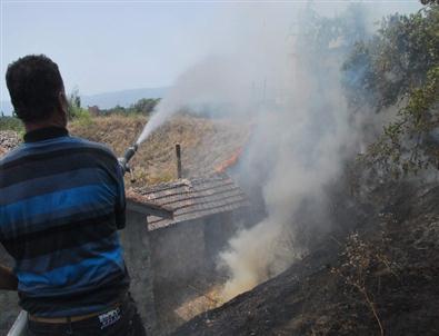Dinamit Deposundaki Yangın Korkuttu
