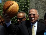 İSMET BÜYÜKATAMAN - İhsanoğlu'ndan ekmek esprisine yanıt