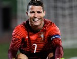 2 MİLYON DOLAR - Ronaldo yine gönülleri feth etti