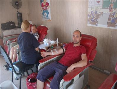 Lapseki’de Kan Bağışı Kampanyasına Destek