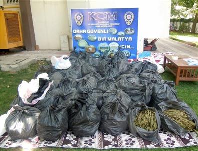 Yorgan ve Yatak Arasında 212 Kilo Esrar Ele Geçirildi