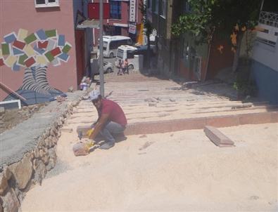 Belediyeden Dik Yokuşlu Yollarda Merdiven Yenileme Çalışmaları