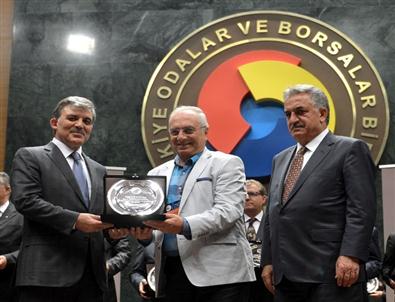 Cumhurbaşkanı Gül’den Başkan Hacısalihoğlu’na Şeref Belgesi