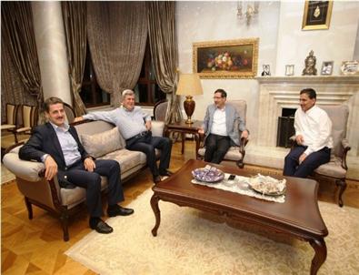 Umruden Dönen Vali Topaca'ya Başkan Karaosmanoğlu'dan Ziyaret