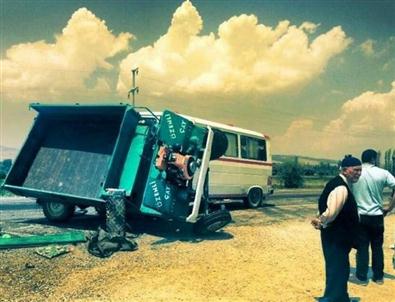 Afyonkarahisar’da Trafik Kazası Açıklaması