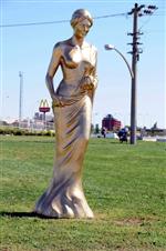 SAKIP SABANCI - Altın Portakal’ın Simgesi 'afrodit'Heykelini Çaldılar