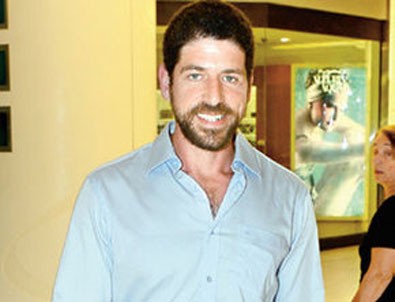 Cemal Hünal tatil hazırlığında