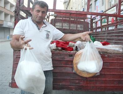 Hakkari’de Kar Satışı