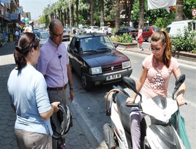 'kaskı Motosiklete Değil, Başınıza Takın'Uyarısı