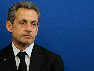 Sarkozy'den gözaltı sonrası ilk açıklama