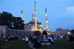 SELIMIYE CAMII - Edirne Belediyesi’nden İftar Yemeği
