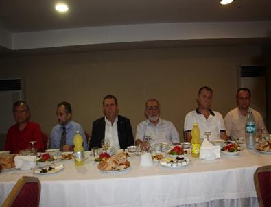 Özcan Erdemir Yönetimini Eleştirdi