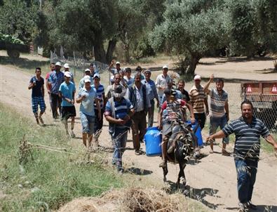 Su Sorunu Çözülmeyen Köy Halkı, İzsu'yu Protesto Etti