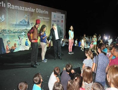 Akçakoca'da Çocuklar Hacivat ve Karagöz İle Eğleniyor