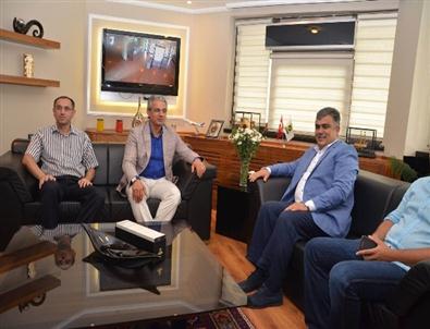 Karşıyaka Belediye Başkanı Akpınar'dan Özgüven'e Ziyaret