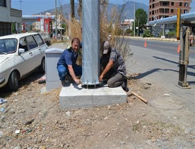 Bozyazı'ya Mobese Kamera Sistemi Direkleri Dikildi